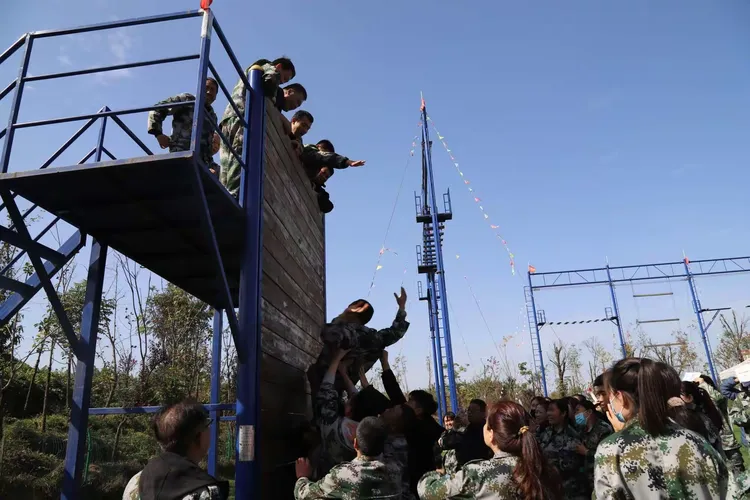 南宫NG28塞维利亚内部会议纪要流出：国际比赛日完成体检，全明星赛使命明确，心理建设被强调的简单介绍